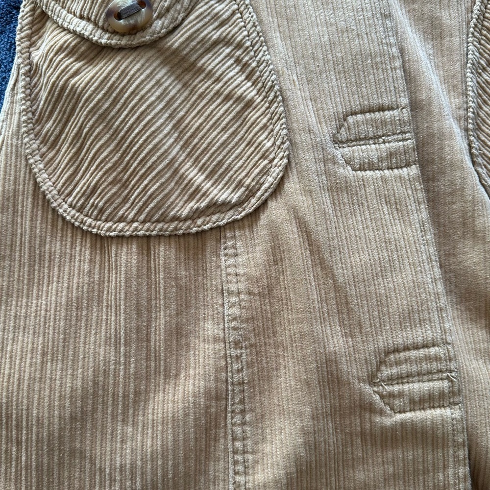 Mango - Picture 8 of 9